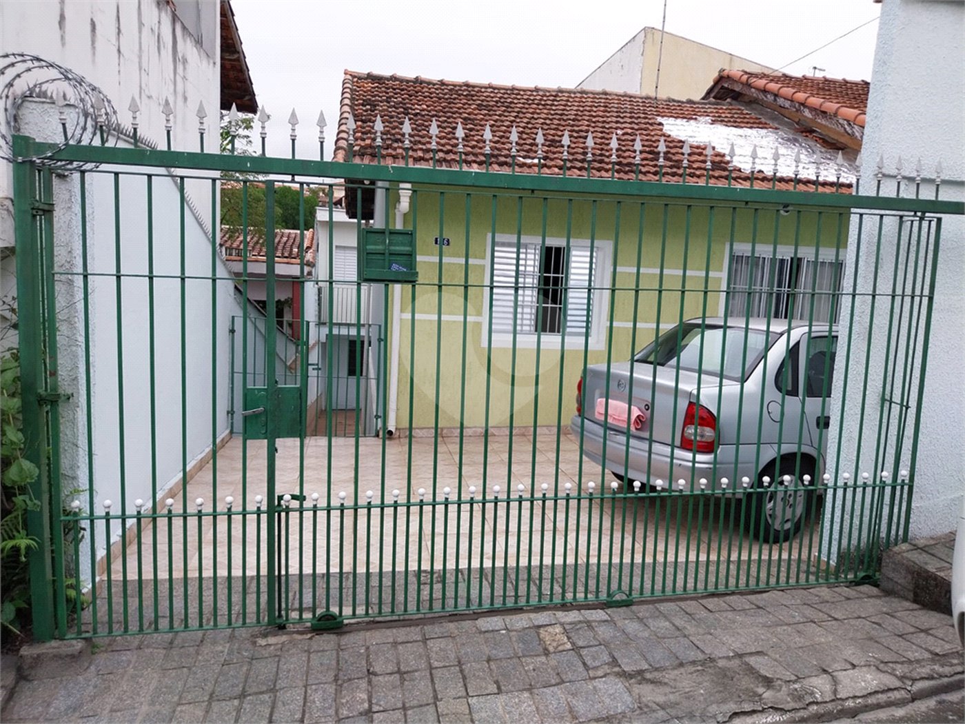 Sobrado à venda com 3 quartos, sendo 1 suíte, em Tremembé, São Paulo, SP