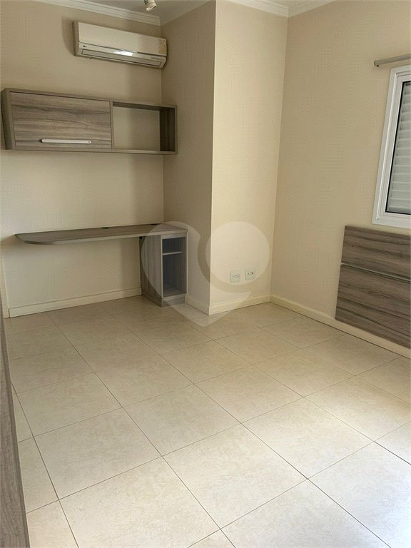 Casa à venda com 3 suítes no condomínio Terras de São Francisco, Vinhedo - SP