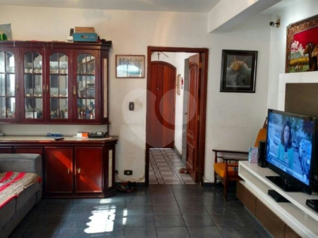 Sobrado à venda com 4 quartos, sendo 1 suíte,  em Tucuruvi, São Paulo, SP
