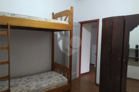 Chácara à venda com 5 quartos, sendo 1 suíte, no Centro (mailasqui), São Roque, SP