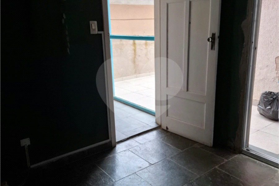 Sobrado à venda com 2 quartos em Santana, São Paulo, SP