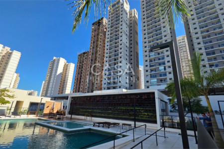 Duplex à venda ou para alugar com 4 quartos, sendo 5 suítes, em Parque Campolim, Sorocaba, SP