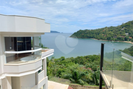 Casa à venda com 4 suítes em Praia Vermelha, Ubatuba, SP