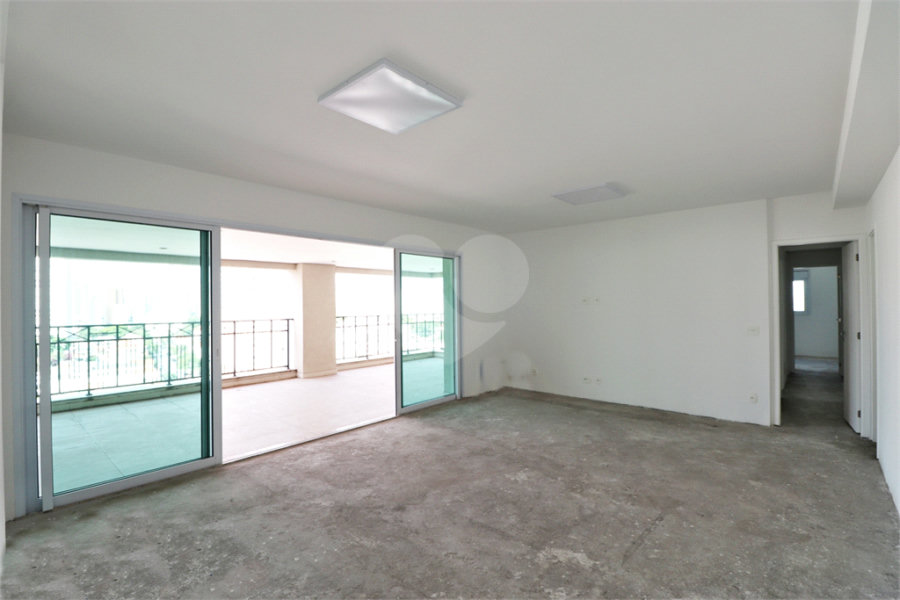 Apartamento à venda com 4 quartos, sendo 2 suítes, em Santana, São Paulo, SP