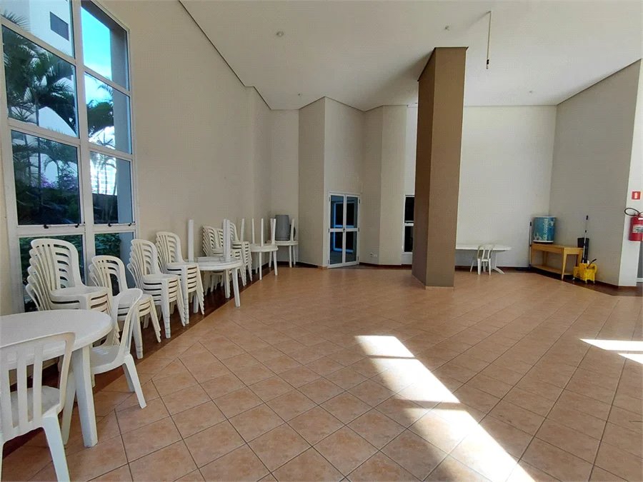 Apartamento à venda com 3 quartos, sendo 1 suíte,  em Vila Romana, São Paulo, SP