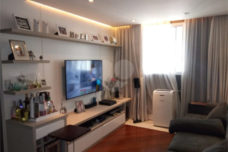 Apartamento à venda com 3 suítes em Vila Suzana, São Paulo, SP
