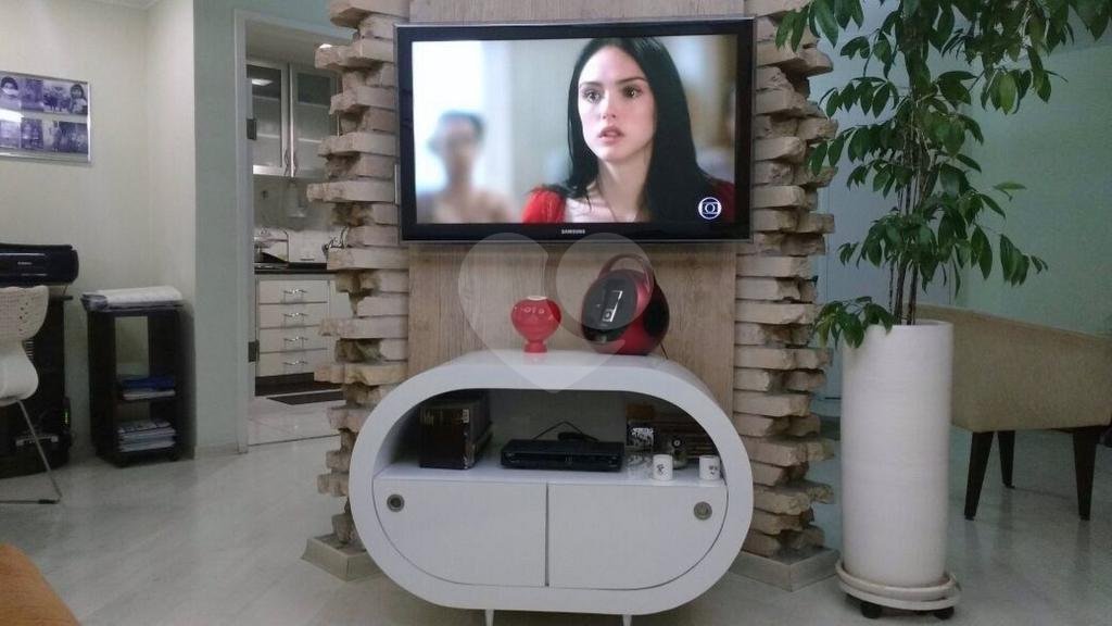 Apartamento à venda com 3 quartos, sendo 1 suíte, em Vila Monumento, São Paulo, SP