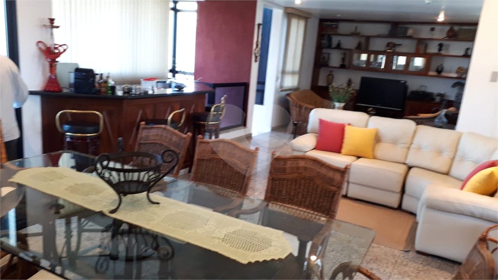 Cobertura à venda com 4 quartos, sendo 3 suítes, em Santana, São Paulo, SP