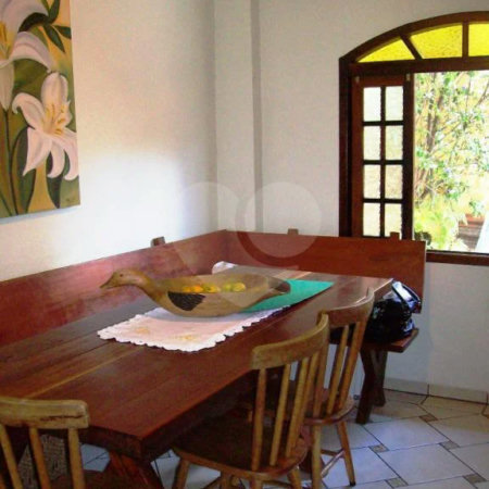 Sobrado à venda com 2 quartos, sendo 1 suíte, em Vila Vitório Mazzei, São Paulo, SP