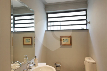 Sobrado à venda com 3 quartos, sendo 1 suíte, em Butantã, São Paulo, SP