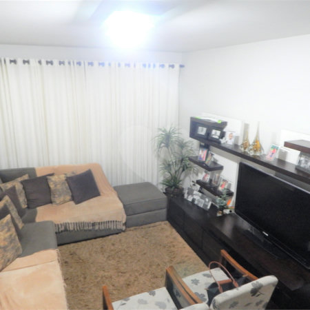 Sobrado à venda com 4 quartos, sendo 1 suíte, em Chácara Santo Antônio (zona Sul), São Paulo, SP