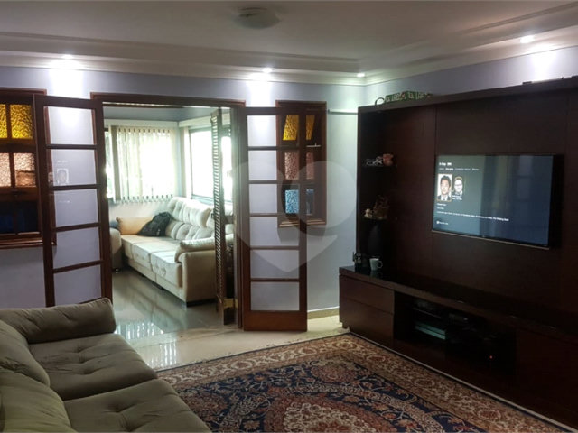 Sobrado à venda com 3 quartos, sendo 1 suíte,  em Água Fria, São Paulo, SP