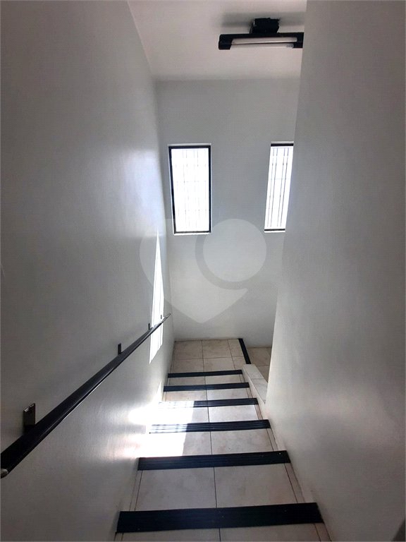 Sobrado à venda ou para alugar com 8 quartos, sendo 2 suítes, em Santo Amaro, São Paulo, SP