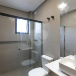 Sobrado à venda com 3 quartos, sendo 1 suíte, em Vila Gumercindo, São Paulo, SP