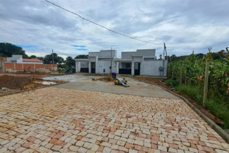 Casa à venda com 2 quartos, sendo 1 suíte, em Catumbi, Balsas, MA