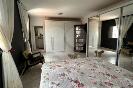 Casa à venda com 3 quartos, sendo 1 suíte, em Jardim Capão Redondo, São Paulo, SP