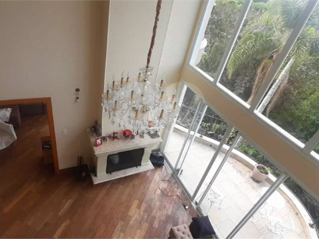 Casa à venda com 3 suítes em Serra da Cantareira, Mairiporã, SP