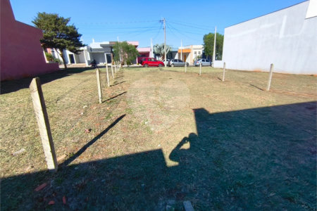 Terreno à venda em Residencial Lago dos Ipês, Itapetininga, SP
