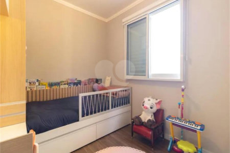 Apartamento à venda com 3 quartos, sendo 1 suíte, em Vila Mariana, São Paulo, SP