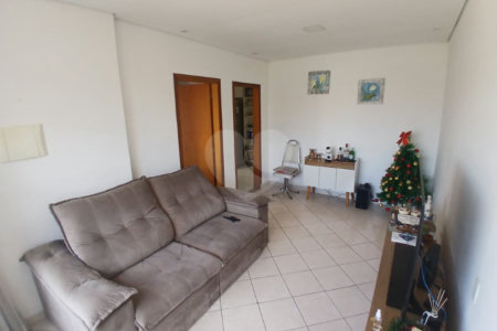 Sobrado à venda com 2 quartos em Vila Mazzei, São Paulo, SP