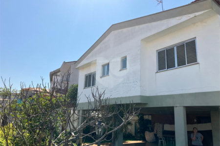 Casa à venda com 5 quartos, sendo 2 suítes,  em Vila Maria Alta, São Paulo, SP