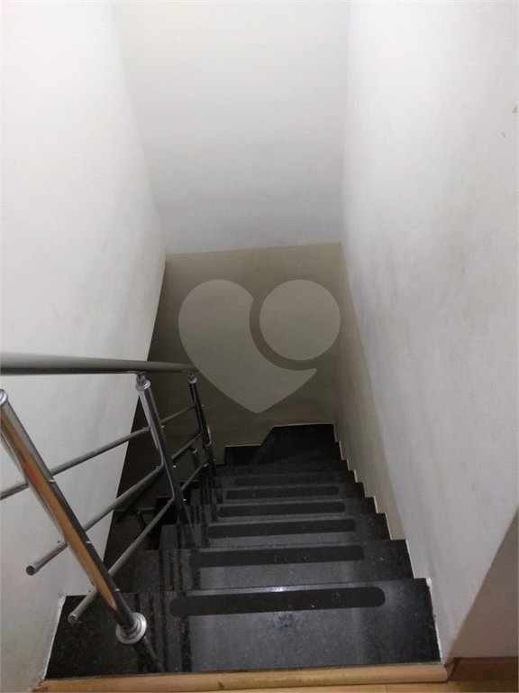 Sobrado à venda com 3 quartos, sendo 1 suíte, em Vila Santa Margarida, Ferraz de Vasconcelos, SP