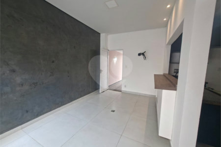 Casa à venda ou para alugar com 3 quartos, sendo 1 suíte, em Vila Aparecida, Itapetininga, SP