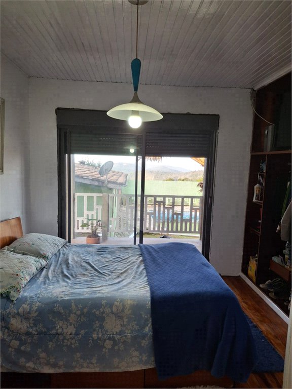 Casa à venda ou para alugar com 3 quartos, sendo 2 suítes, no condomínio Jardim da Montanha I, Mairiporã - SP