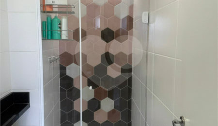 Apartamento à venda com 2 quartos, sendo 1 suíte,  em Cambuci, São Paulo, SP