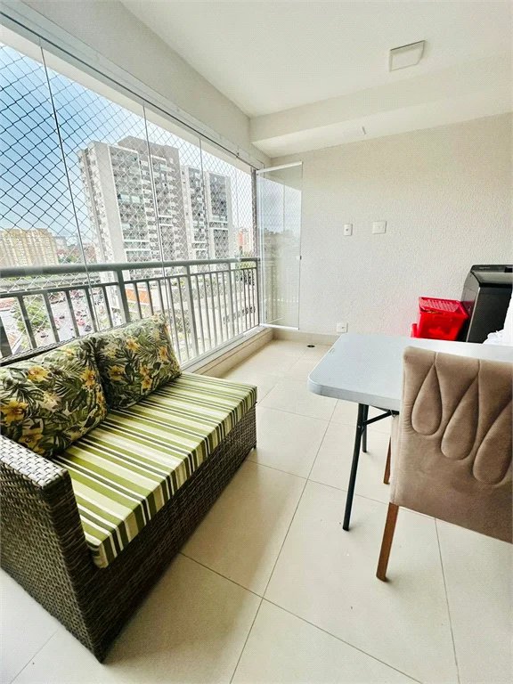 Apartamento à venda com 3 quartos, sendo 1 suíte,  em Vila Andrade, São Paulo, SP