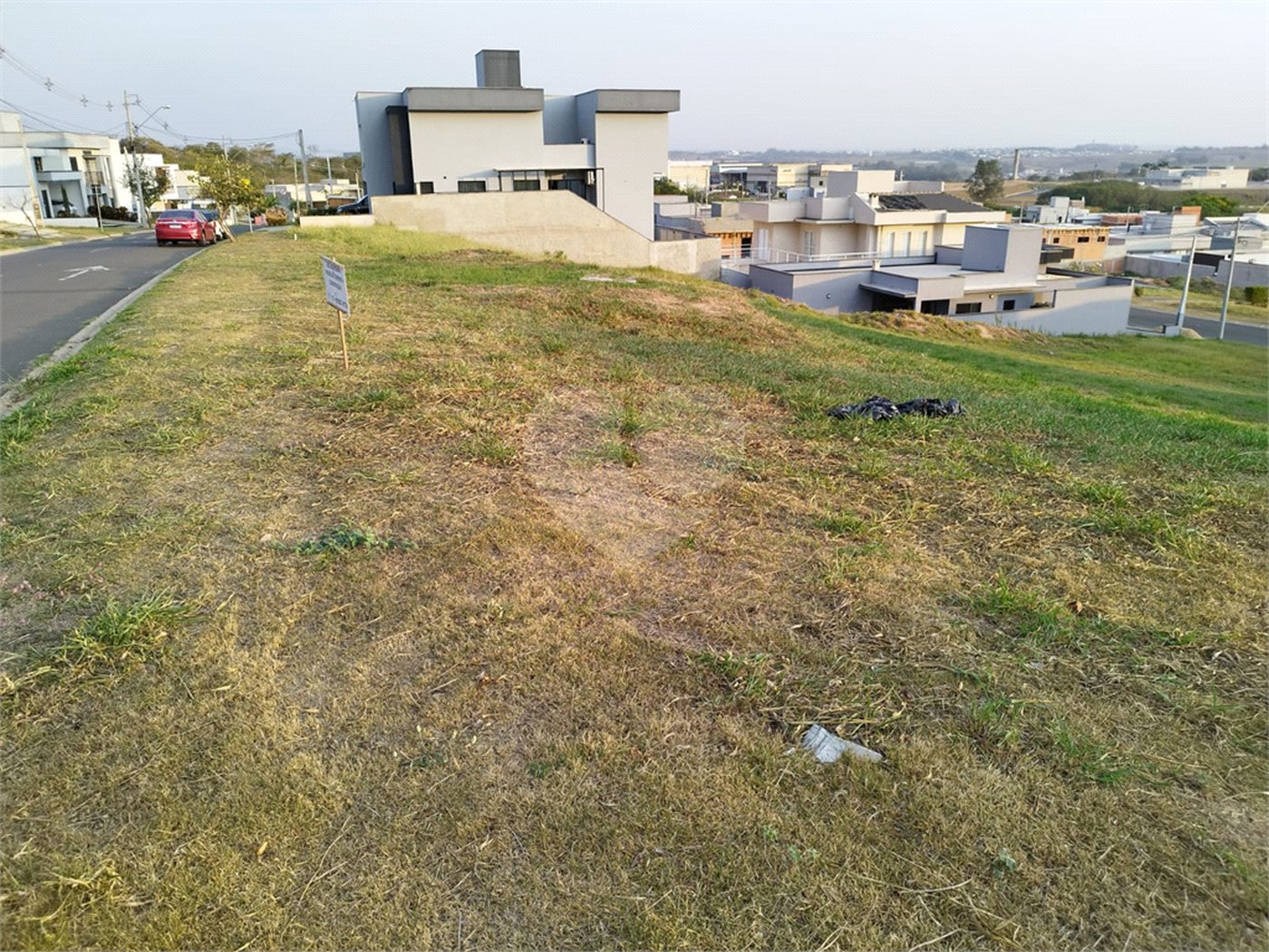 Terreno à venda no condomínio Lagos D Icarai, Salto - SP