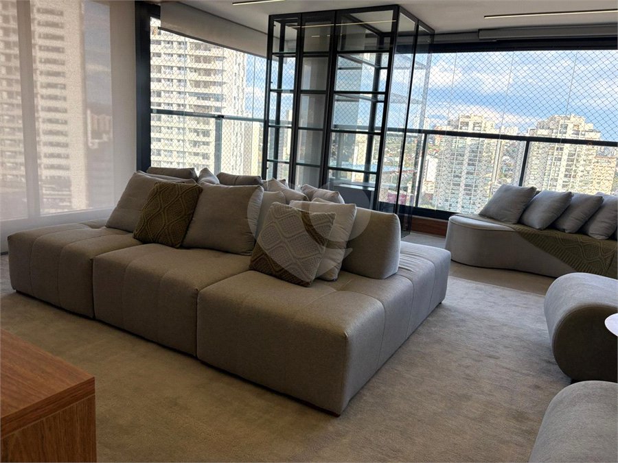 Apartamento à venda com 3 suítes em Jardim Faculdade, Sorocaba, SP