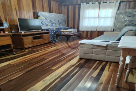 Chácara à venda com 4 quartos, sendo 1 suíte, em Chácaras Fernão Dias, Atibaia, SP
