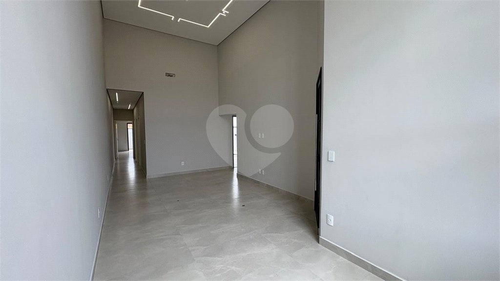 Casa à venda com 3 quartos, sendo 1 suíte, no condomínio Villagio Milano, Sorocaba - SP