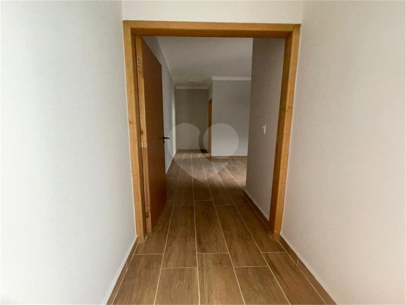 Casa de Vila à venda com 2 quartos, sendo 1 suíte, em Cajuru do Sul, Sorocaba, SP