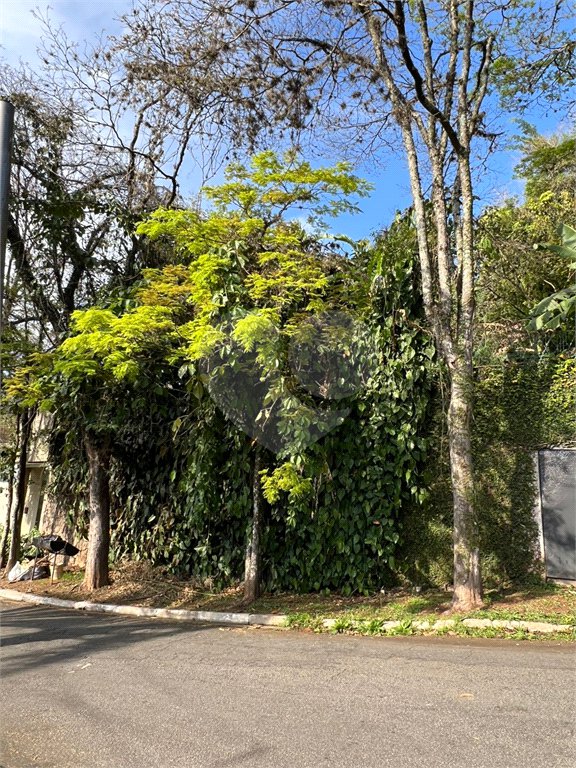 Terreno à venda no condomínio Jardim Vitória Régia, São Paulo - SP
