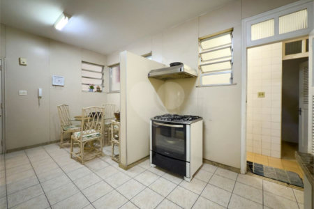 Apartamento à venda com 3 quartos, sendo 1 suíte,  em Copacabana, Rio de Janeiro, RJ