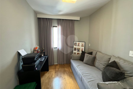 Apartamento à venda com 3 suítes em Indianópolis, São Paulo, SP