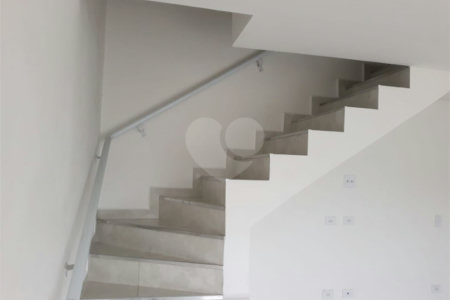 Apartamento à venda ou para alugar com 2 quartos, sendo 1 suíte,  em Vila Santa Isabel, São Roque, SP
