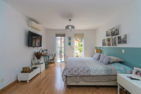 Casa à venda com 4 suítes no condomínio Vila Inglesa, São Paulo - SP