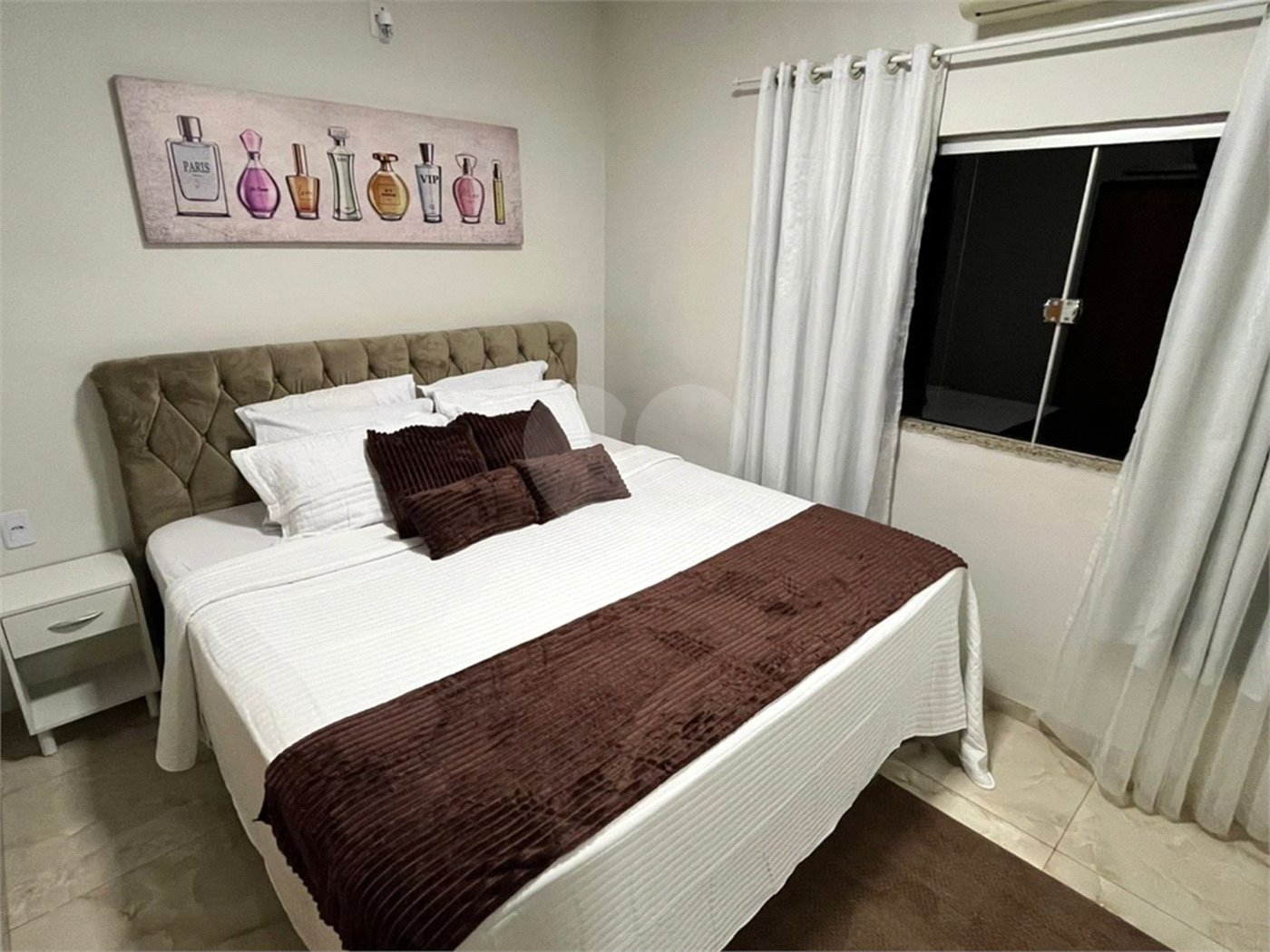 Casa à venda com 3 quartos, sendo 1 suíte, em Jardim Ibirapuera, Ponta Porã, MS