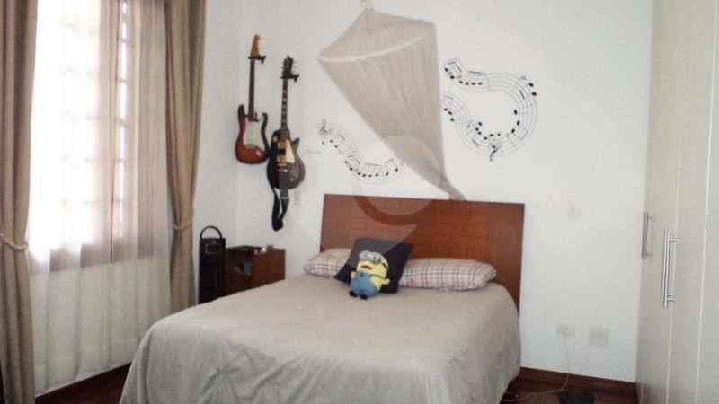 Casa à venda ou para alugar com 4 suítes no condomínio Residencial Parques das Magnólias, São Paulo - SP