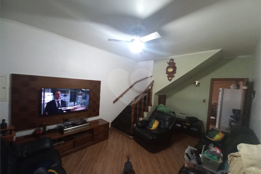 Sobrado à venda com 3 quartos em Vila Paiva, São Paulo, SP