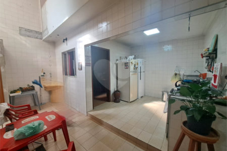 Sobrado à venda com 3 quartos em Jardim Guanca, São Paulo, SP
