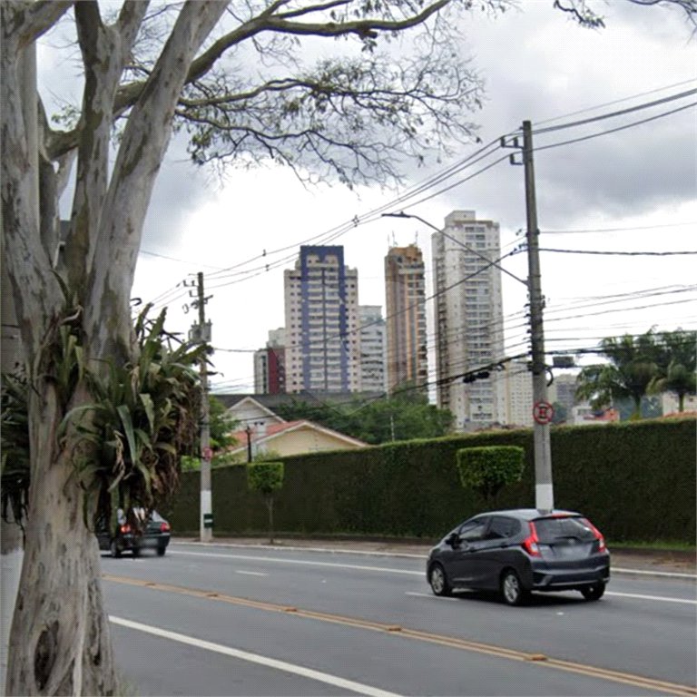 Terreno à venda no condomínio Jd Leonor, São Paulo - SP