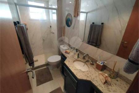 Cobertura à venda com 3 quartos, sendo 2 suítes, em Praça da Bandeira, Rio de Janeiro, RJ
