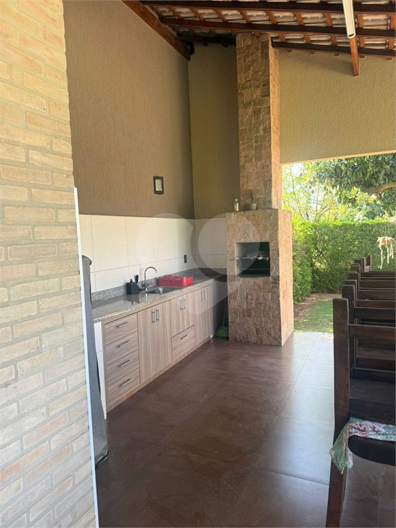 Casa à venda com 3 suítes no condomínio Terras de Mont Serrat, Salto - SP