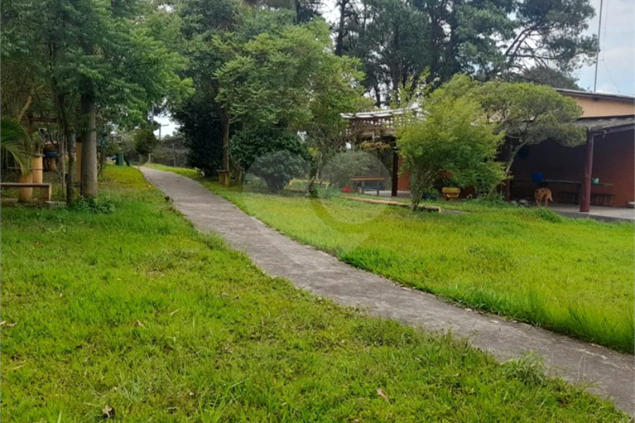 Casa à venda com 5 quartos, sendo 1 suíte, em Chácaras Bom Tempo, Franco da Rocha, SP