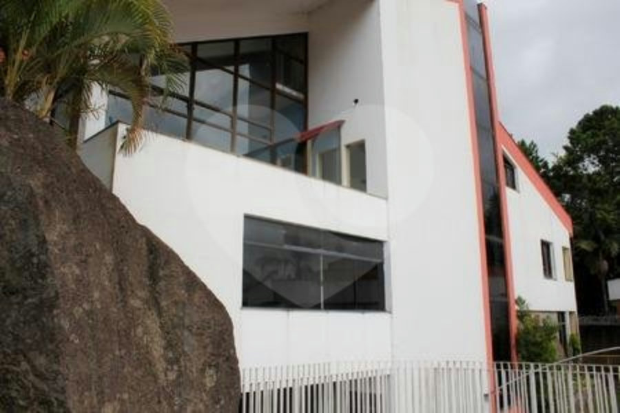Casa à venda com 4 suítes em Tremembé, São Paulo, SP