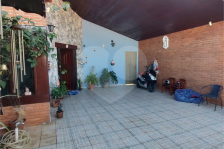Casa à venda com 3 quartos, sendo 1 suíte, em Vila Santana, Sorocaba, SP